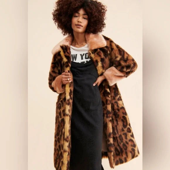 SOLD
Sezane/Sea NY/Charlotte Simone Unreal Fur leopard print coat- Size S - Picture 3 of 8